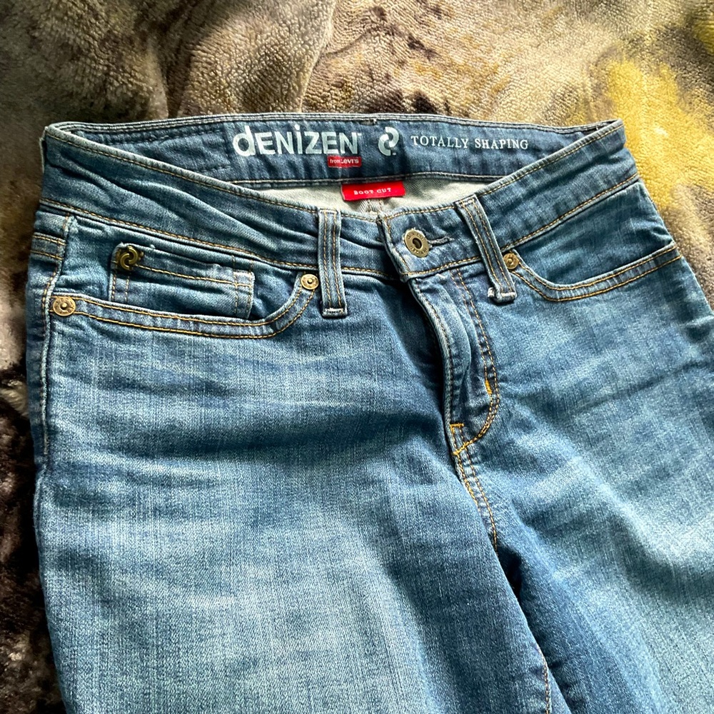 💸DENIZEN Bootcut Jeans🤠🐄 Size 4 medium
